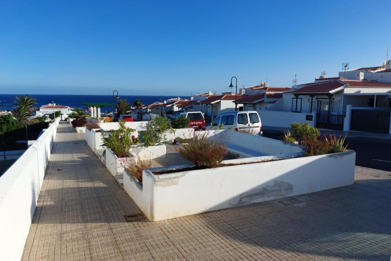 Abades Beach Houses By Apartamentos Estrella Del Norte Luaran gambar